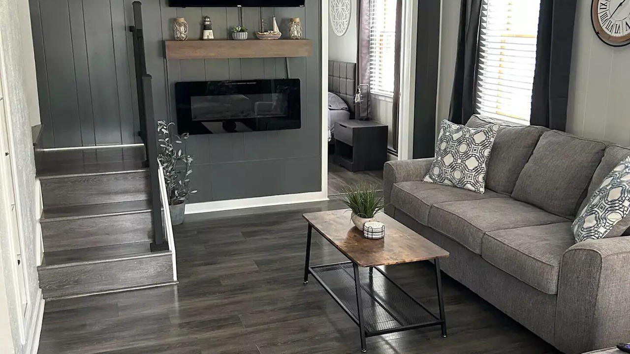 Photo of Livingroom in Port Clinton