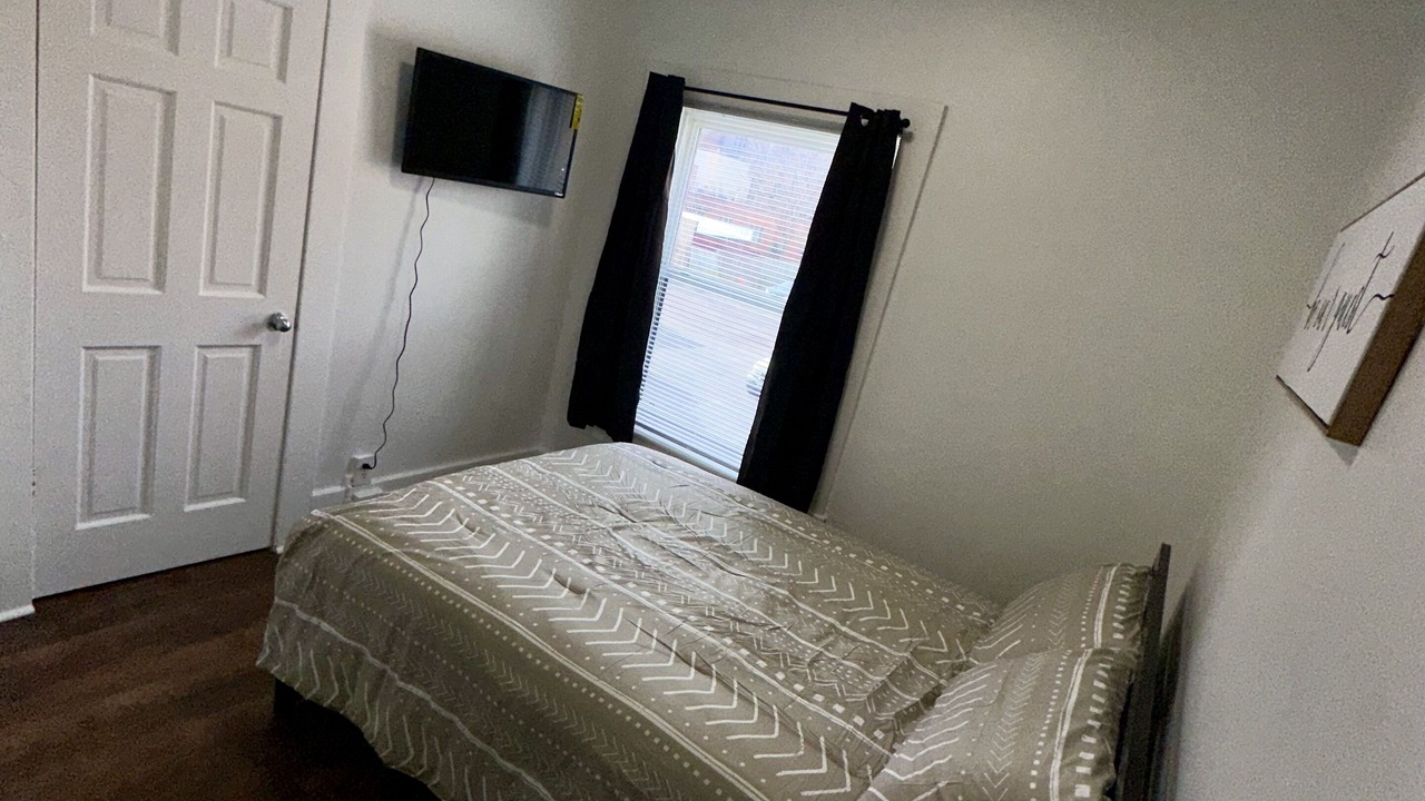 Photo of Bedroom in Central Business District