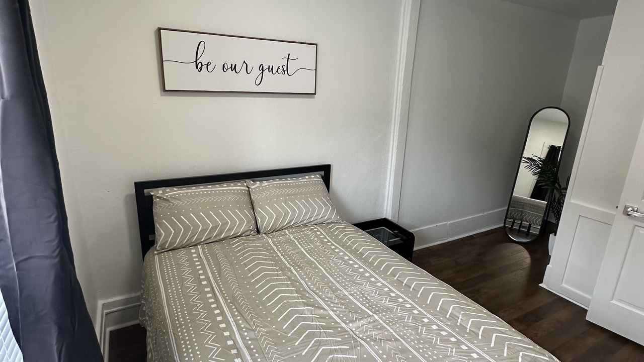 Photo of Bedroom in Central Business District