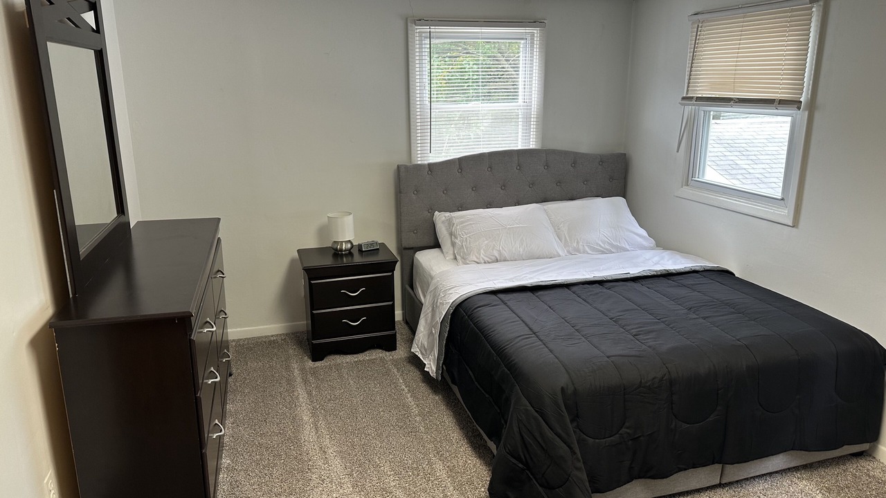 Photo of Bedroom in Lakewood