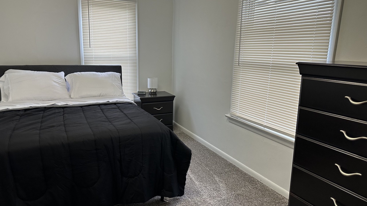 Photo of Bedroom in Lakewood