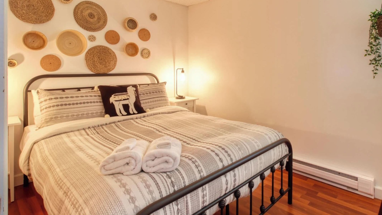 Photo of Bedroom in Baie-St-Paul