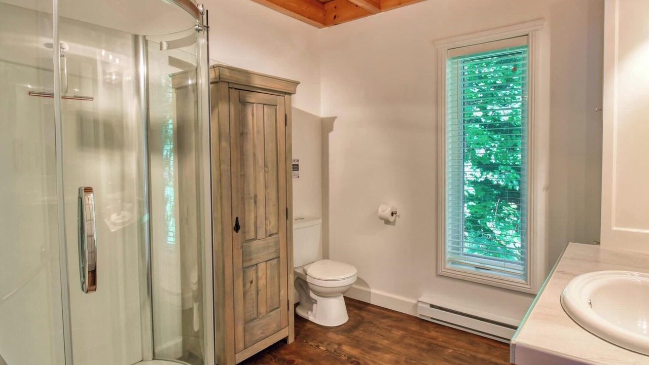 Photo of Bathroom in Baie-St-Paul