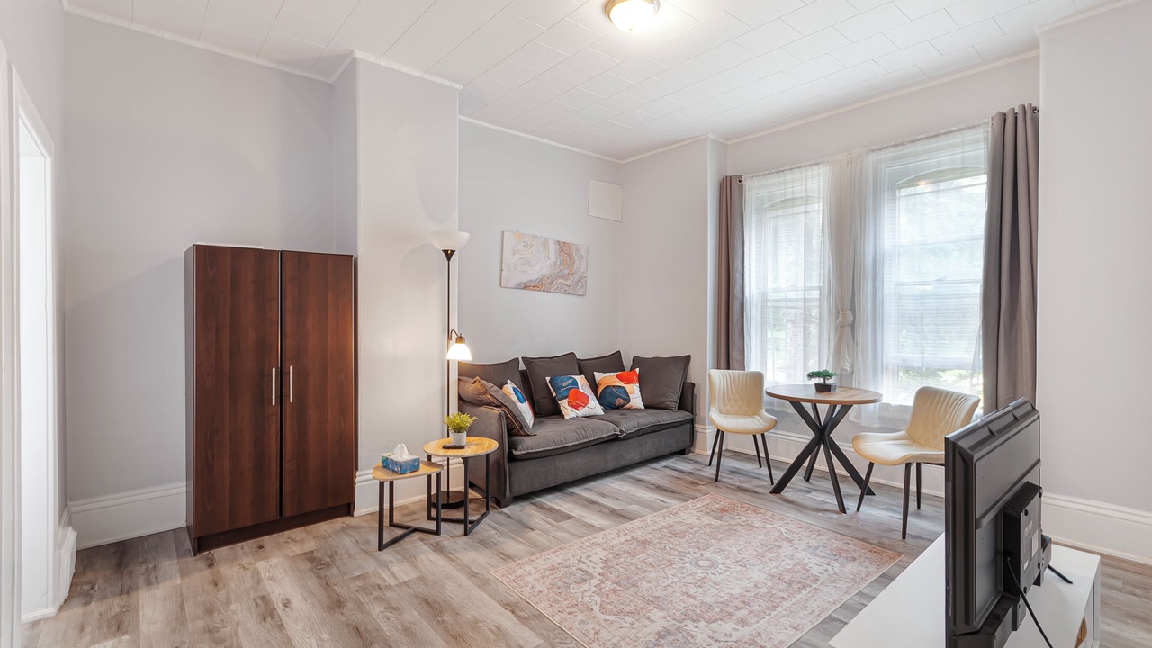 Photo of Livingroom in Barrie