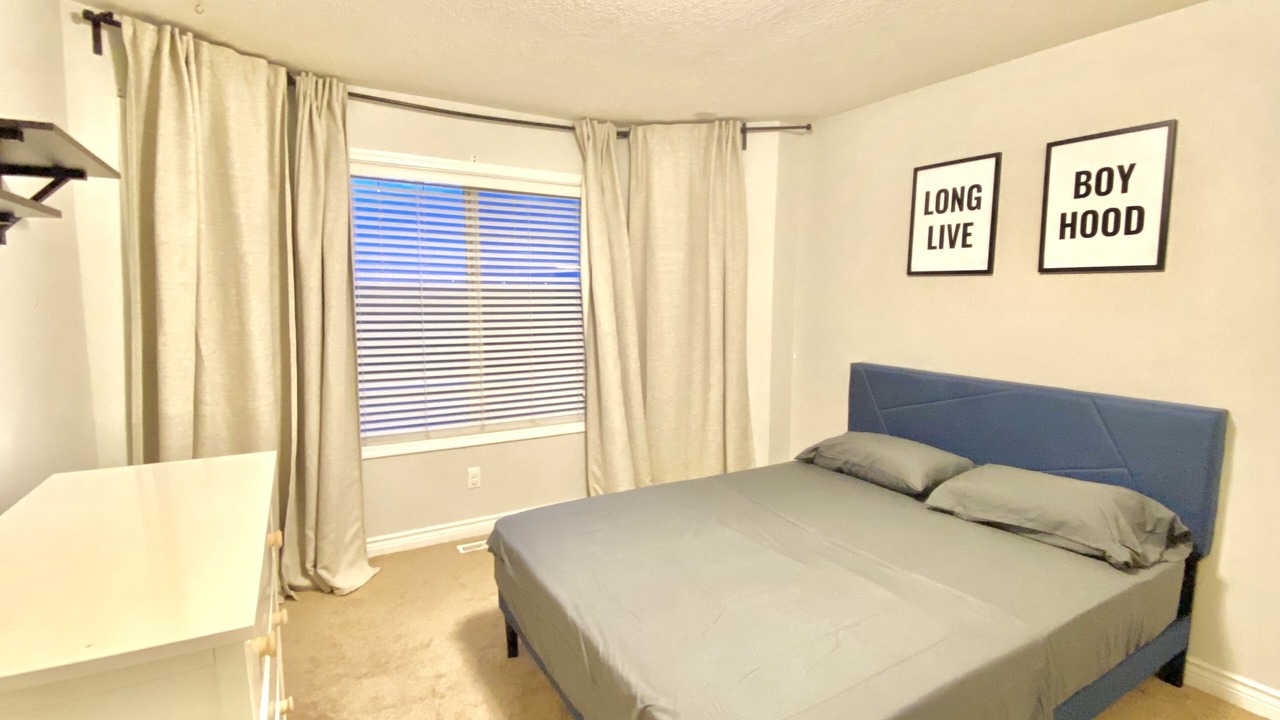 Photo of Bedroom in Fort McMurray