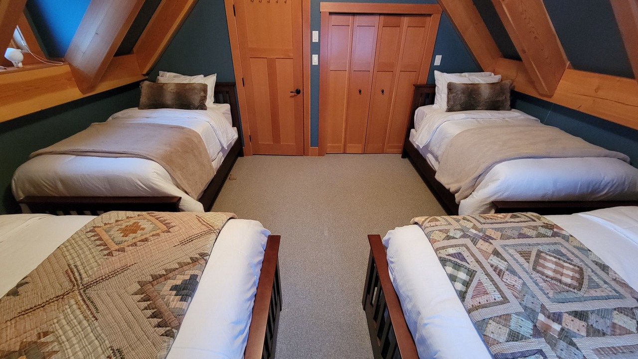 Photo of Bedroom in Golden
