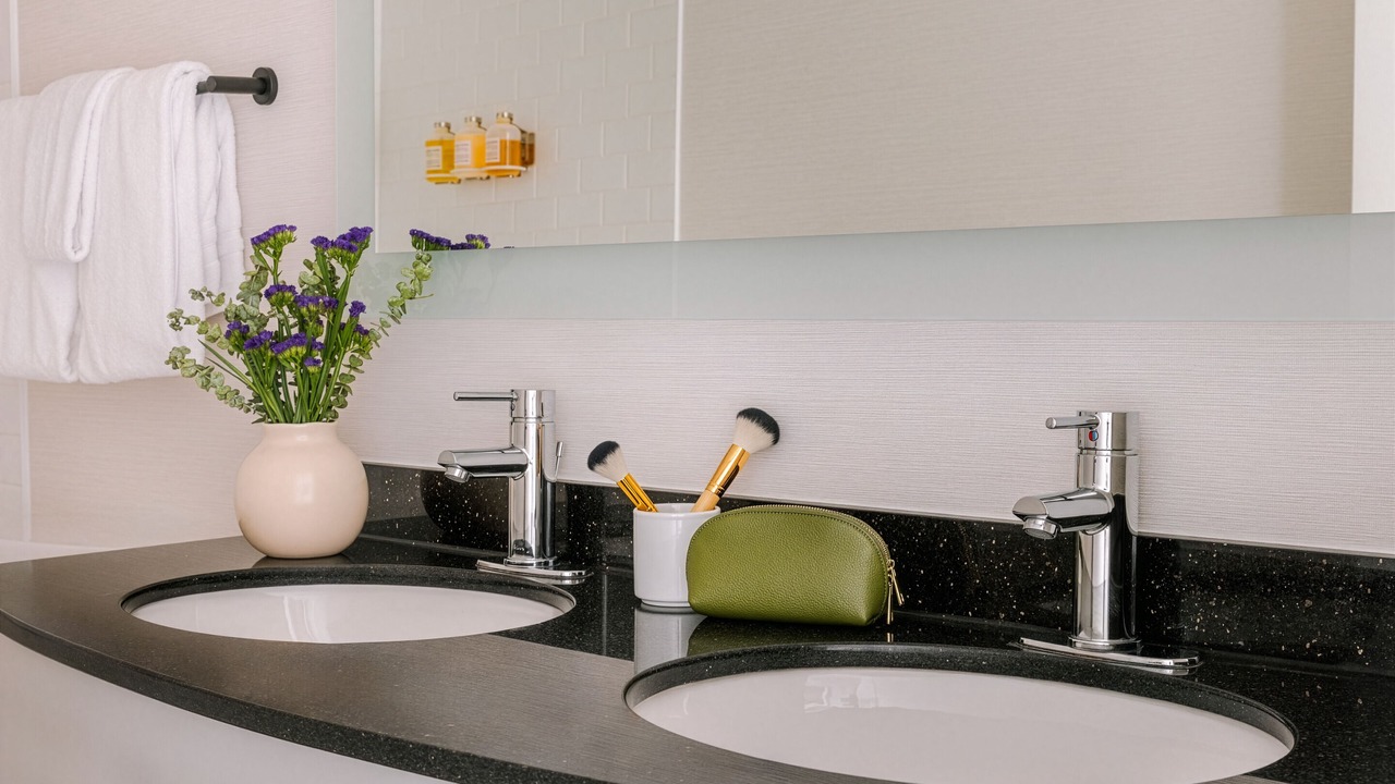 Photo of Bathroom in Davie Village