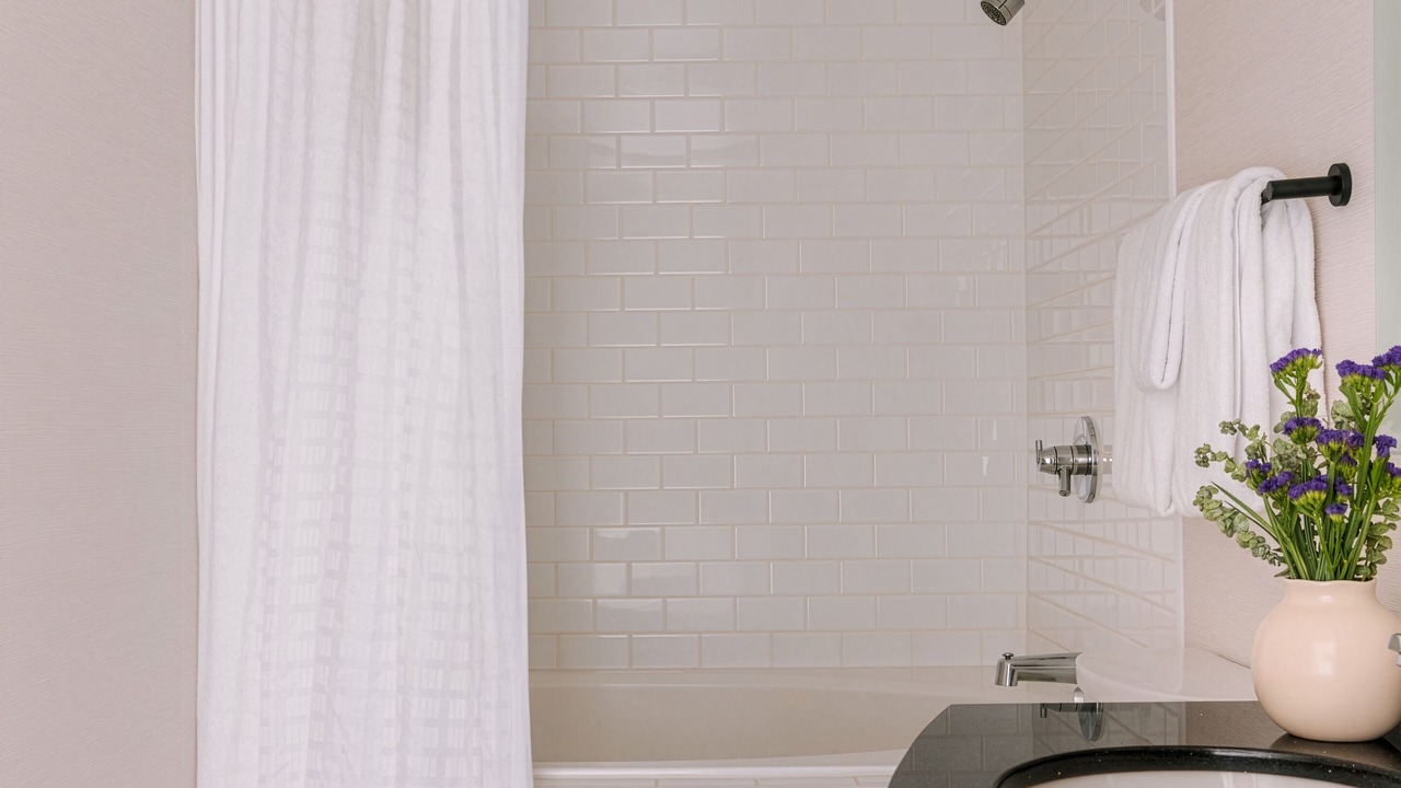 Photo of Bathroom in Davie Village