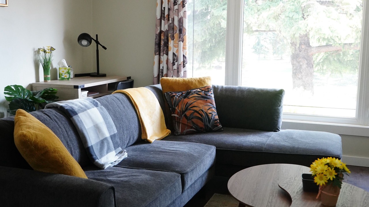 Photo of Livingroom in Northwest Calgary