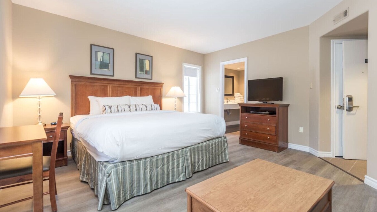 Photo of Bedroom in Oro-Medonte