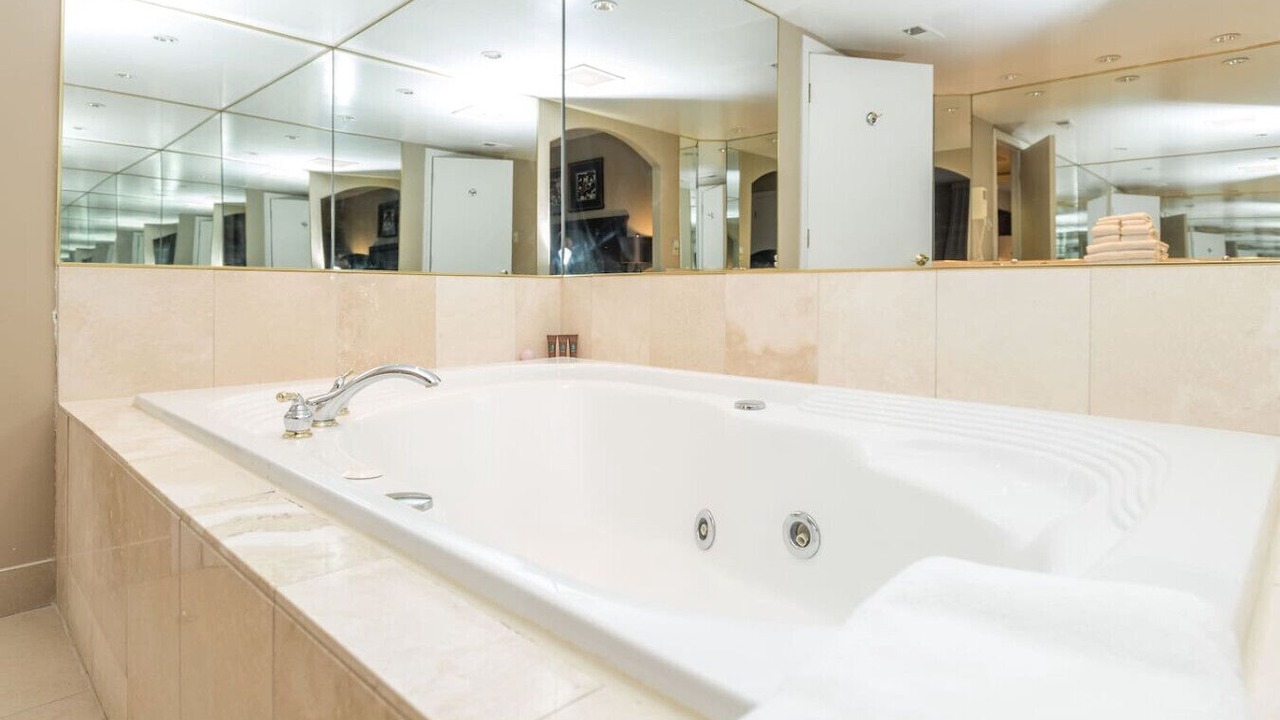 Photo of Bathroom in Oro-Medonte