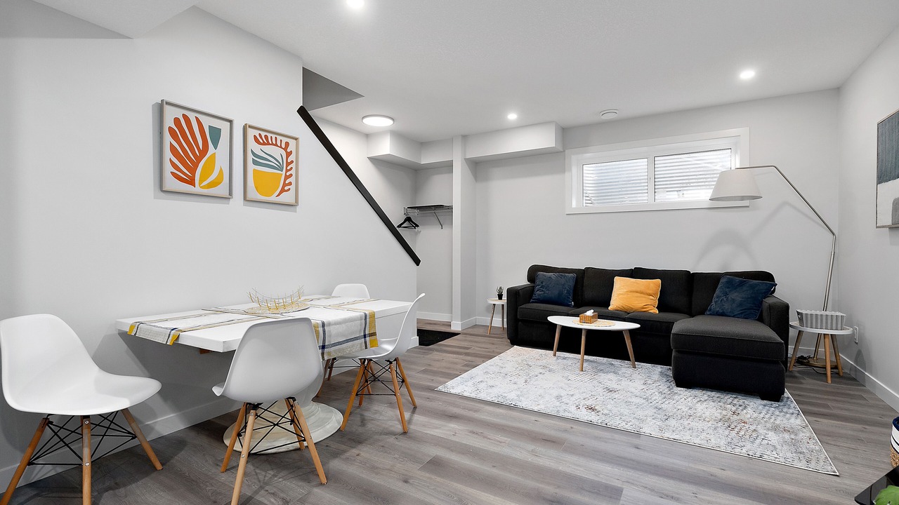 Photo of Livingroom in Northwest Edmonton