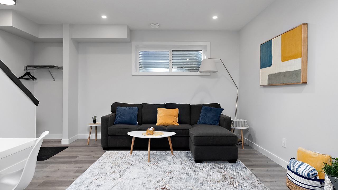 Photo of Livingroom in Northwest Edmonton