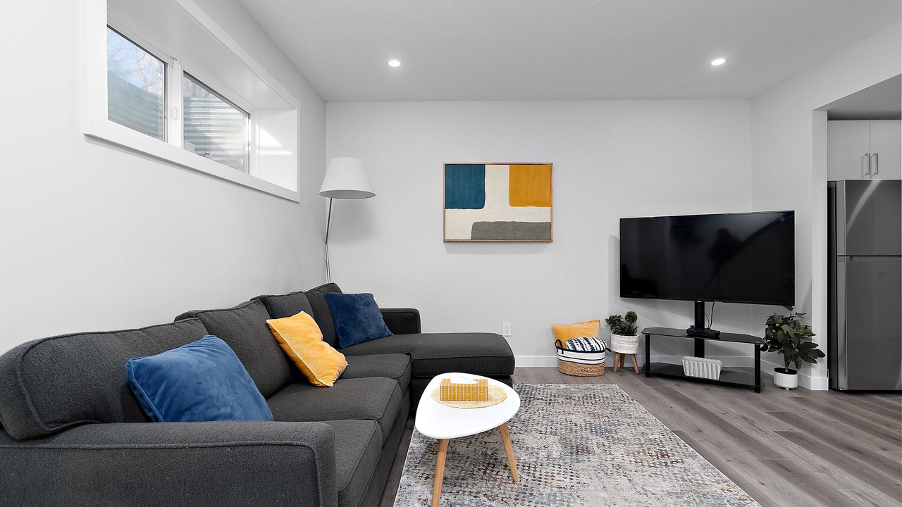 Photo of Livingroom in Northwest Edmonton