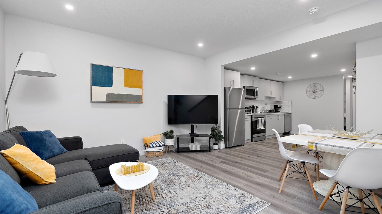 Photo of Livingroom in Northwest Edmonton