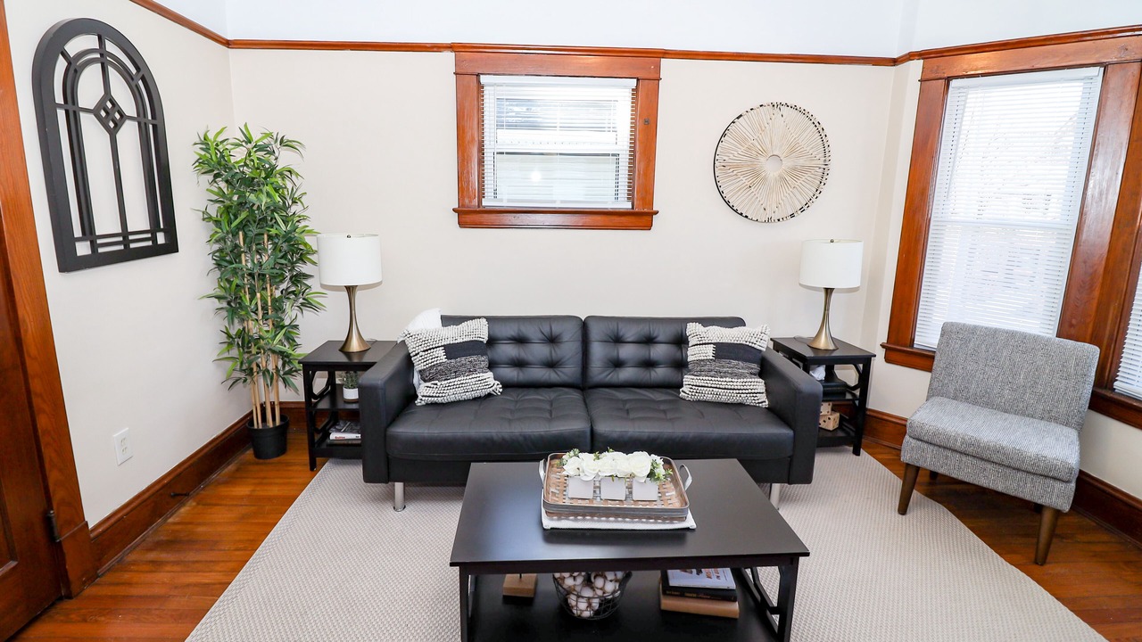 Photo of Livingroom in Lakewood