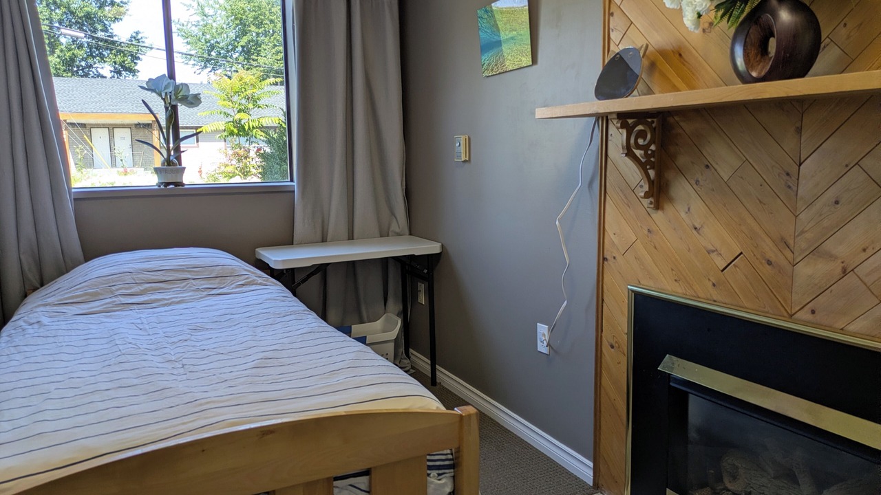 Photo of Bedroom in Aldergrove