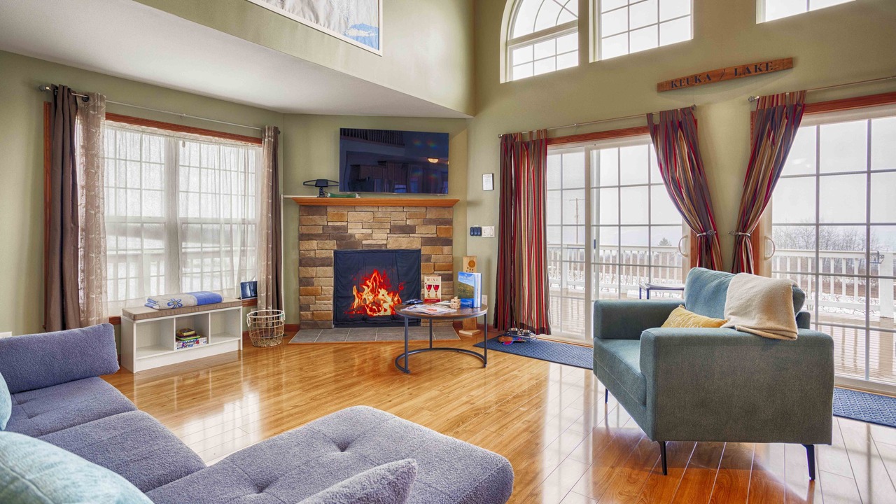 Photo of Livingroom in Hammondsport