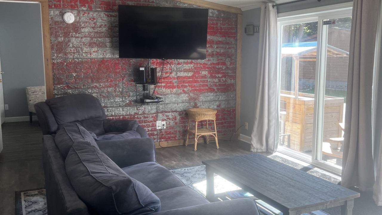 Photo of Livingroom in Put-in-Bay