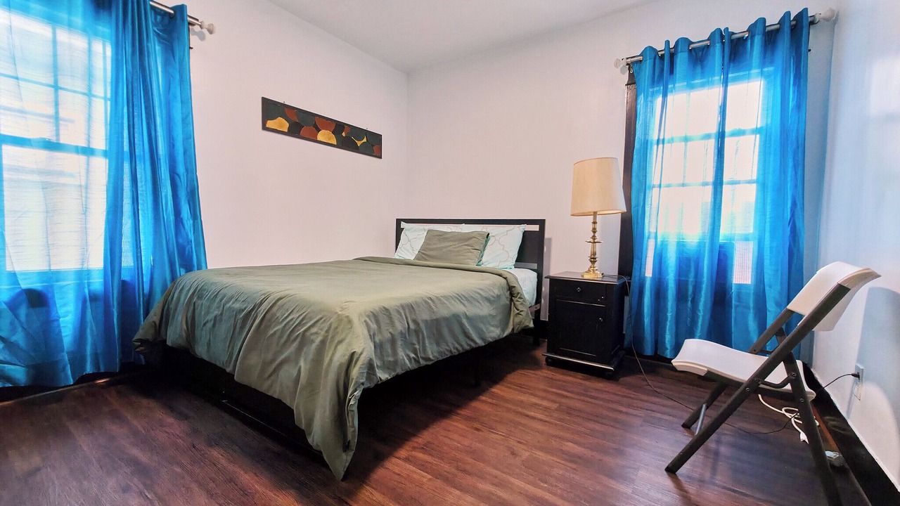 Photo of Bedroom in Buffalo