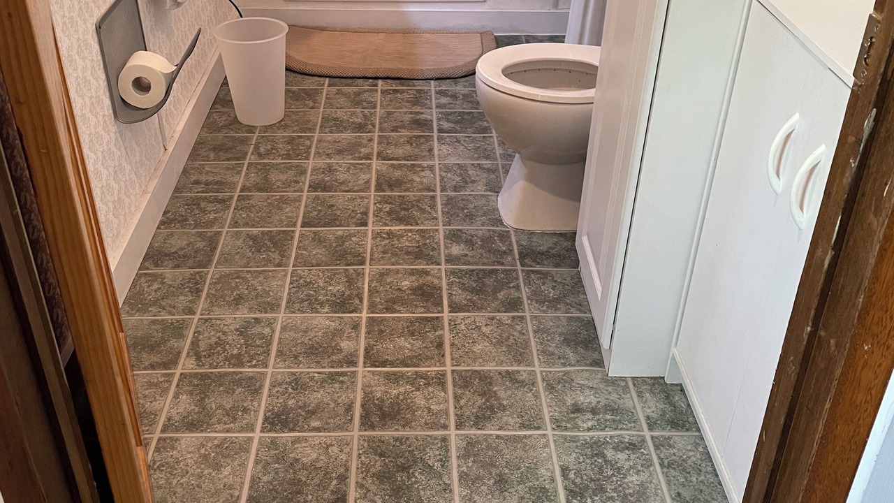 Photo of Bathroom in Byng Inlet