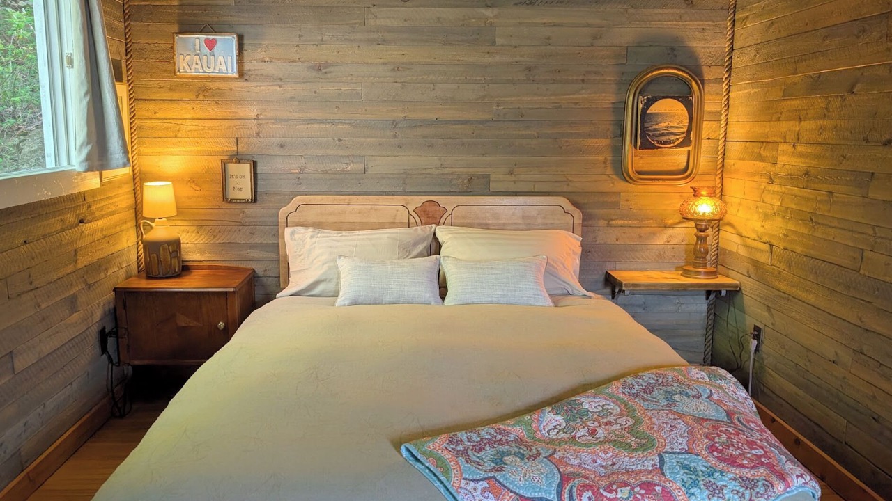 Photo of Bedroom in Gray Creek