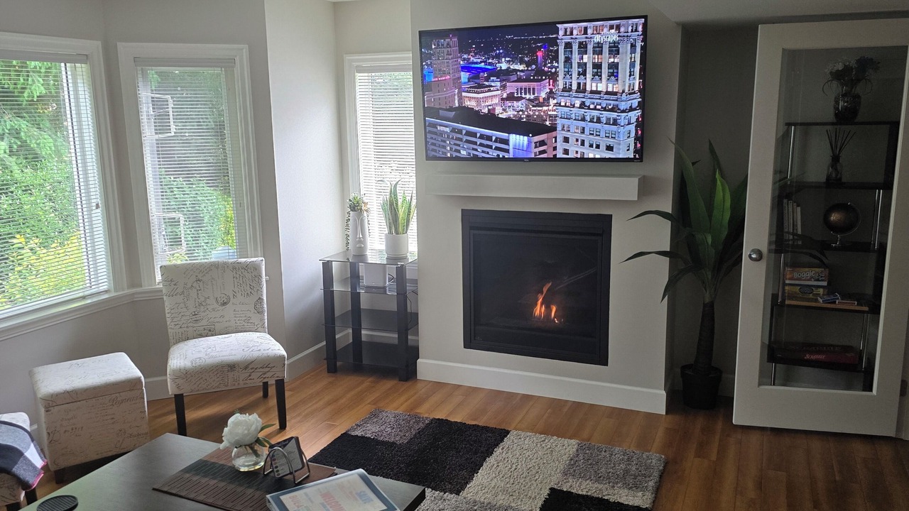 Photo of Livingroom in McMillan