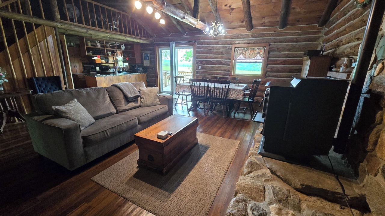 Photo of Livingroom in Rushville