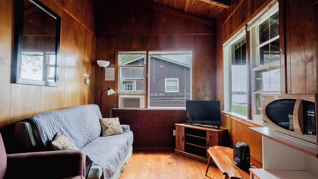 Photo of Livingroom in Bobcaygeon