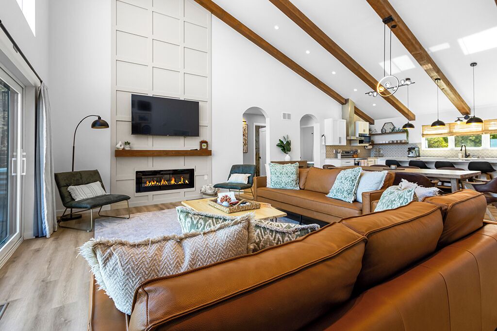 Photo of Livingroom in Northern Bruce Peninsula