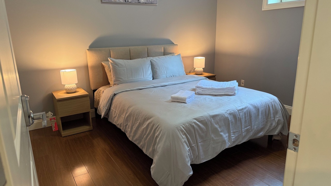 Photo of Bedroom in Arbutus Ridge