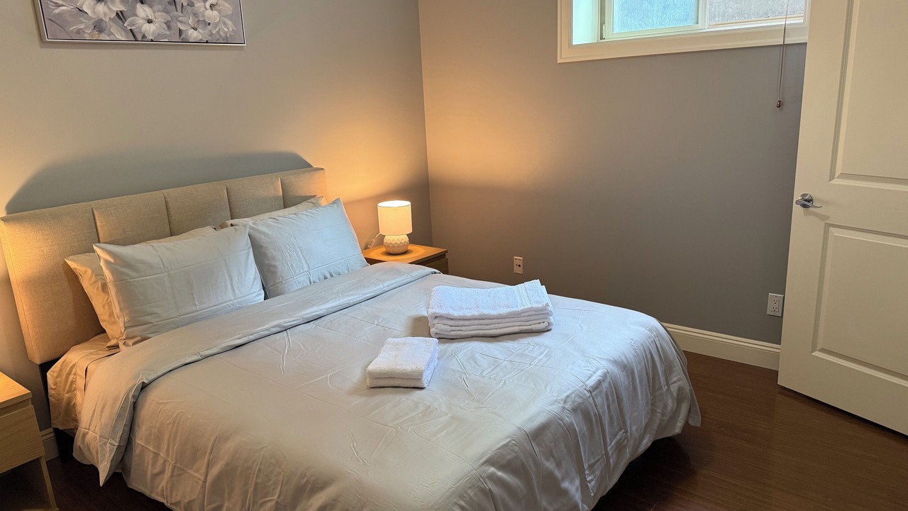 Photo of Bedroom in Arbutus Ridge