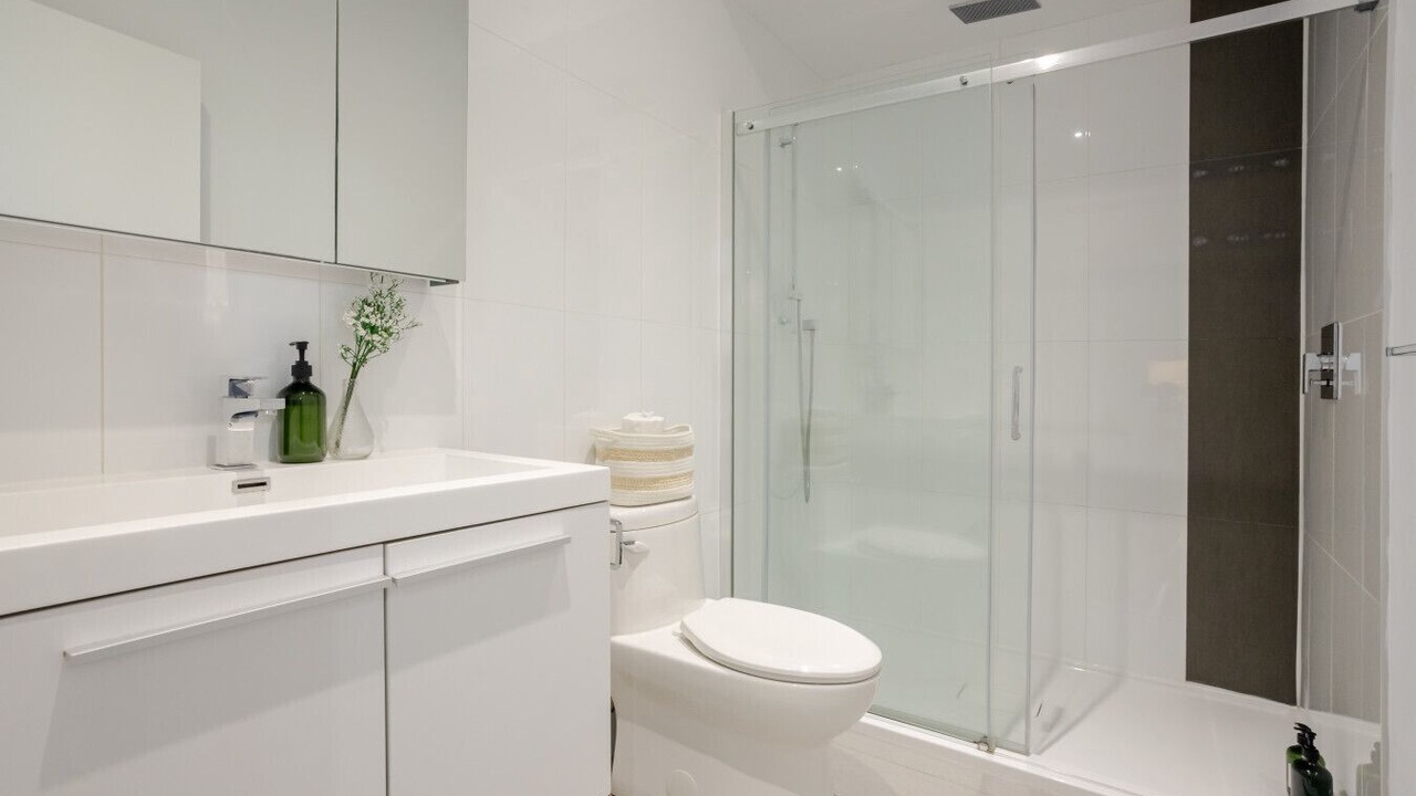 Photo of Bathroom in Cite Multimedia
