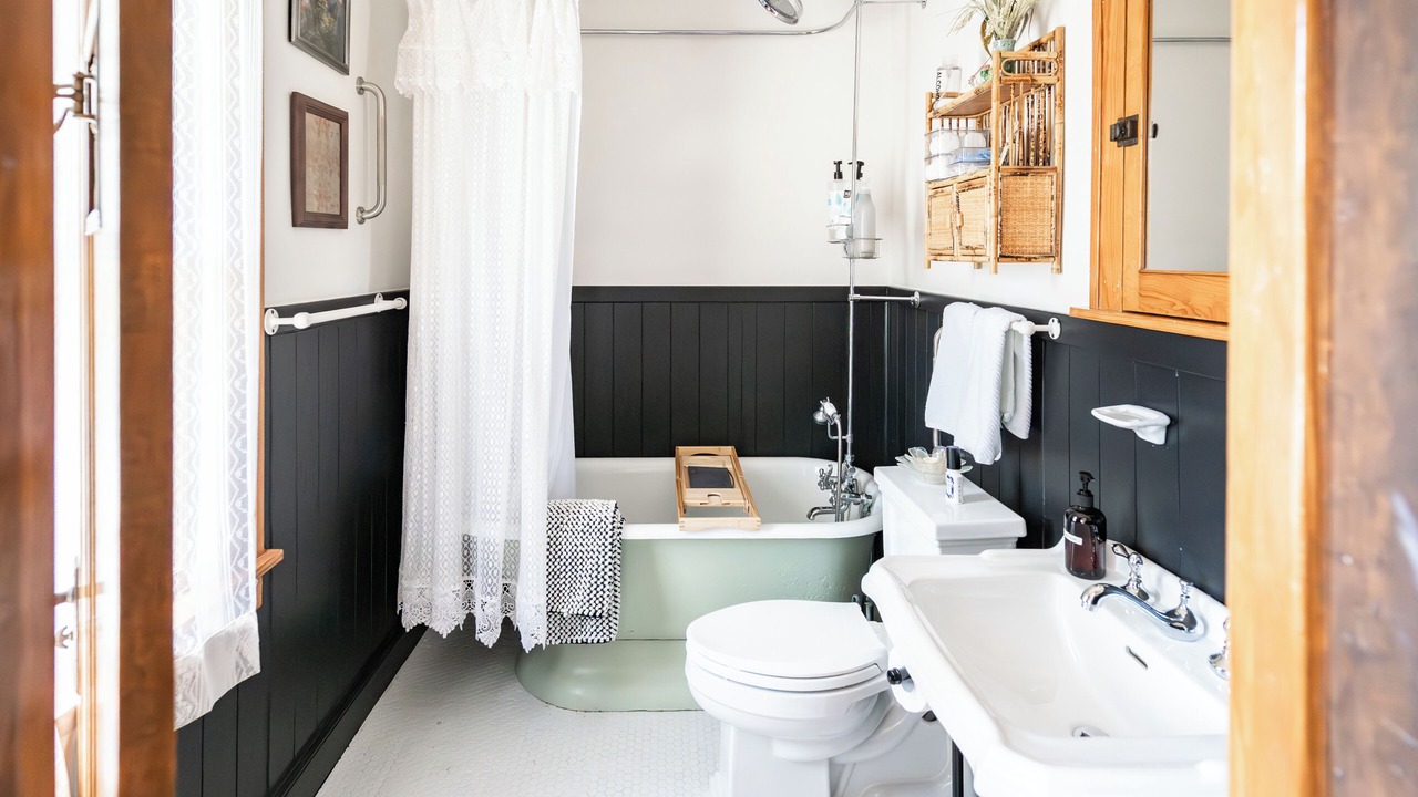 Photo of Bathroom in Cleveland