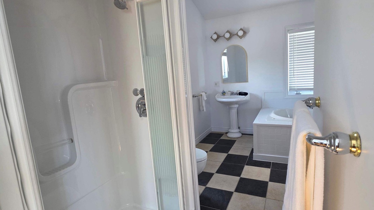 Photo of Bathroom in Hunts Point