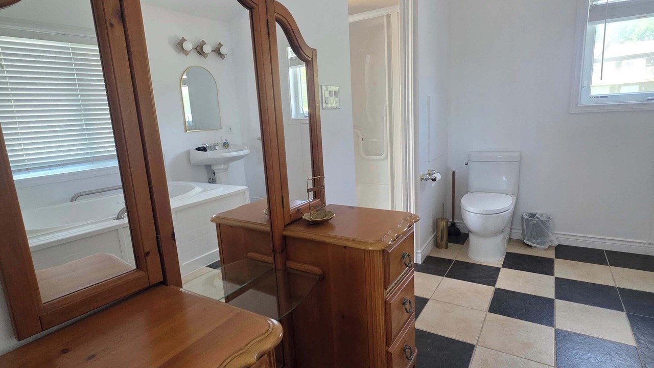 Photo of Bathroom in Hunts Point