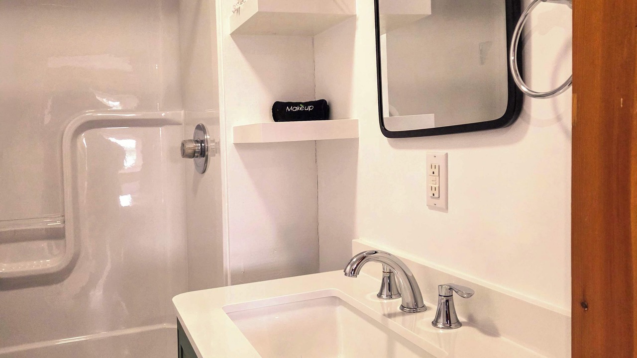 Photo of Bathroom in Hunts Point