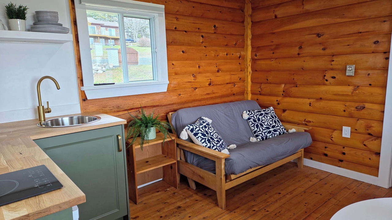 Photo of Livingroom in Hunts Point