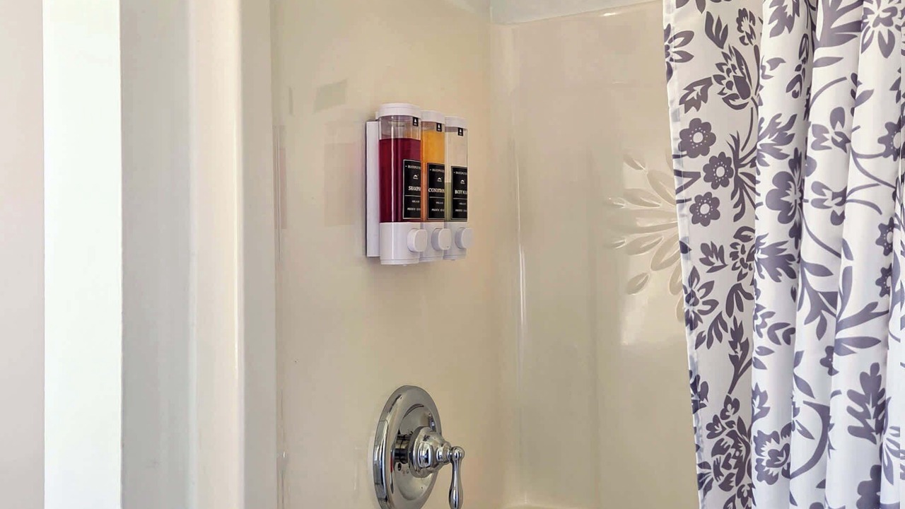 Photo of Bathroom in Hunts Point