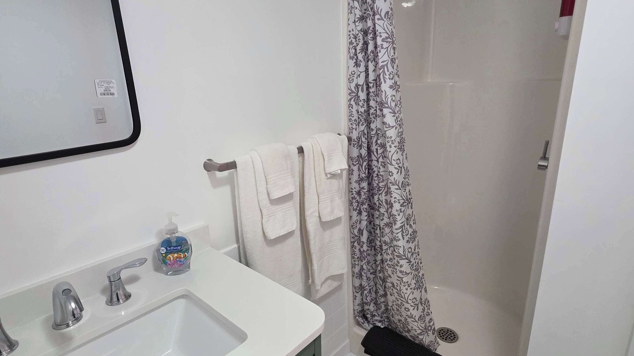 Photo of Bathroom in Hunts Point