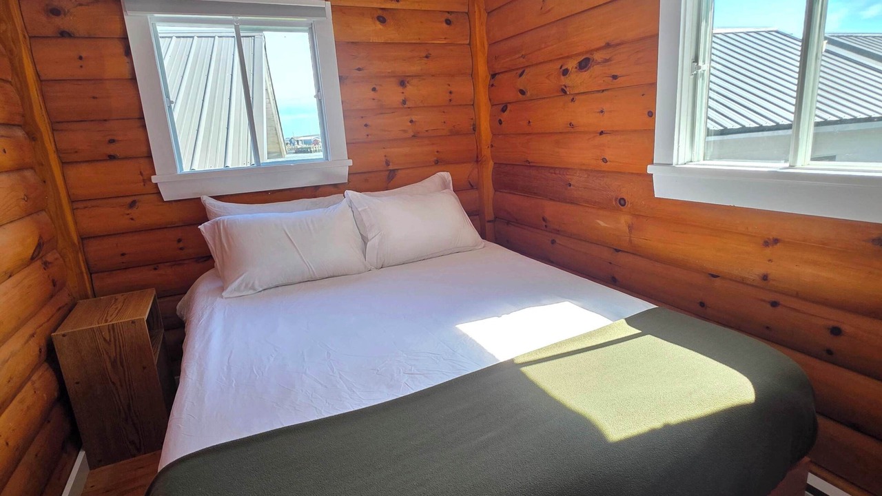 Photo of Bedroom in Hunts Point