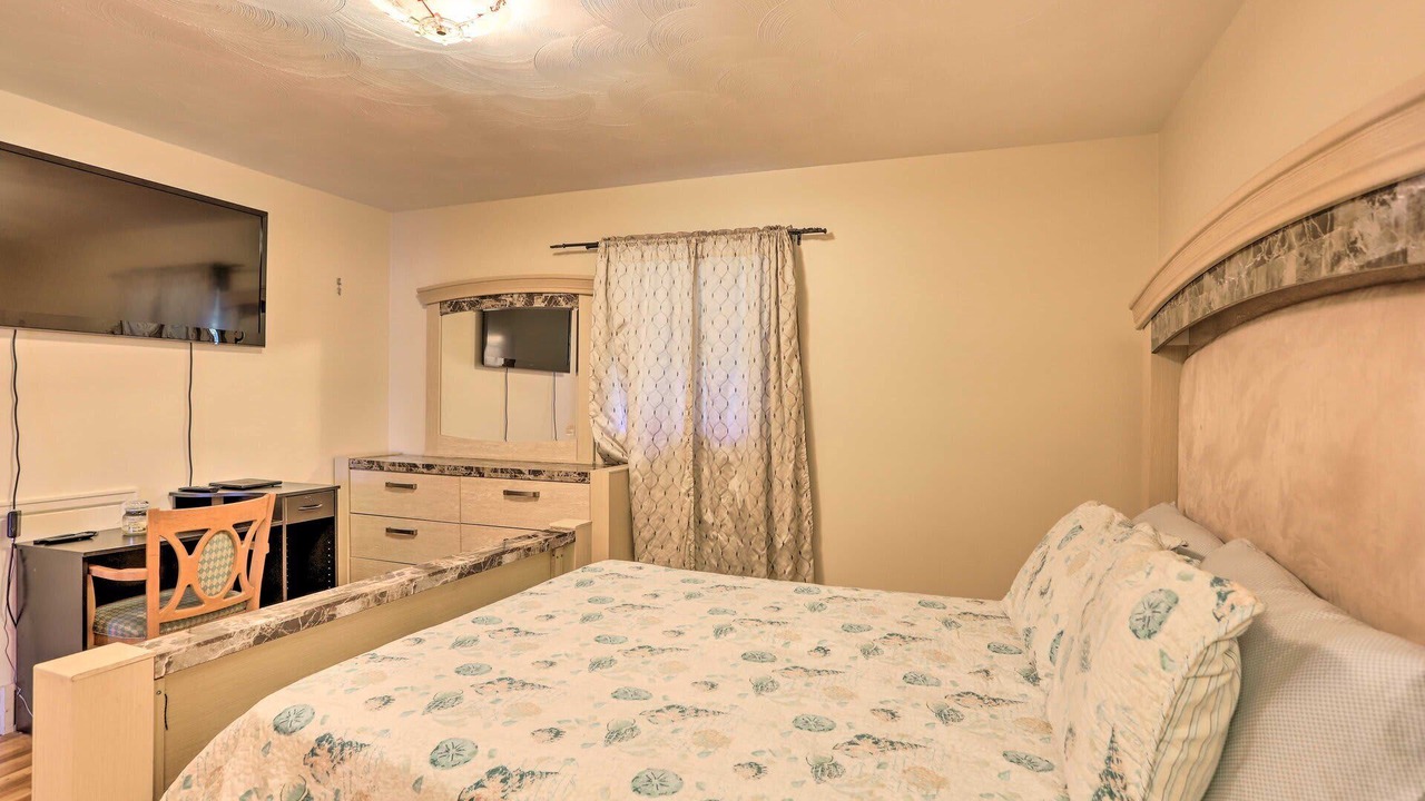 Photo of Bedroom in Toledo