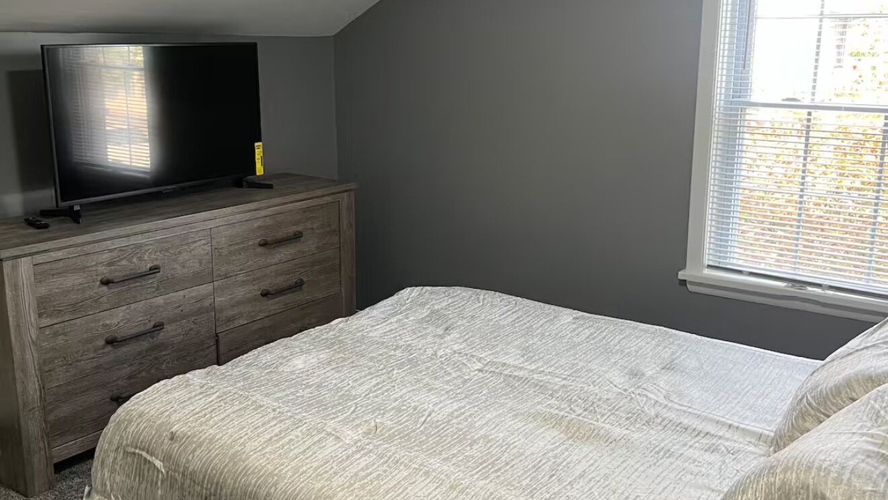 Photo of Bedroom in Sandusky