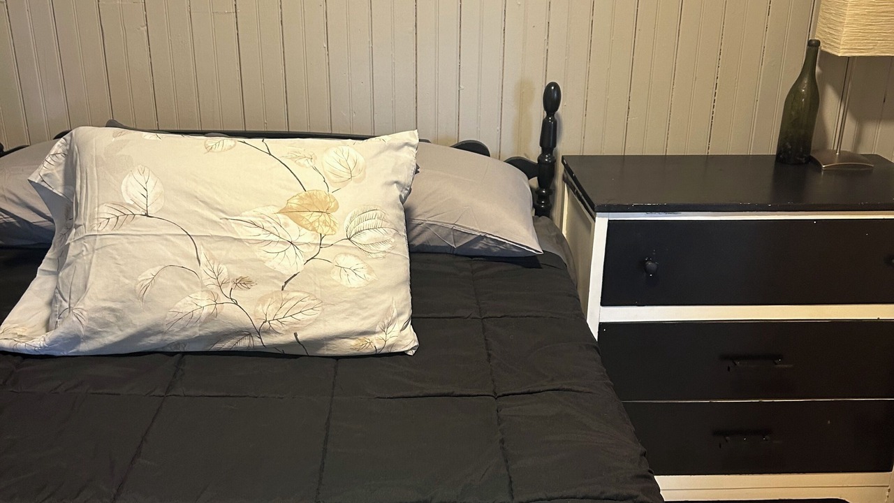 Photo of Bedroom in Crystal Beach