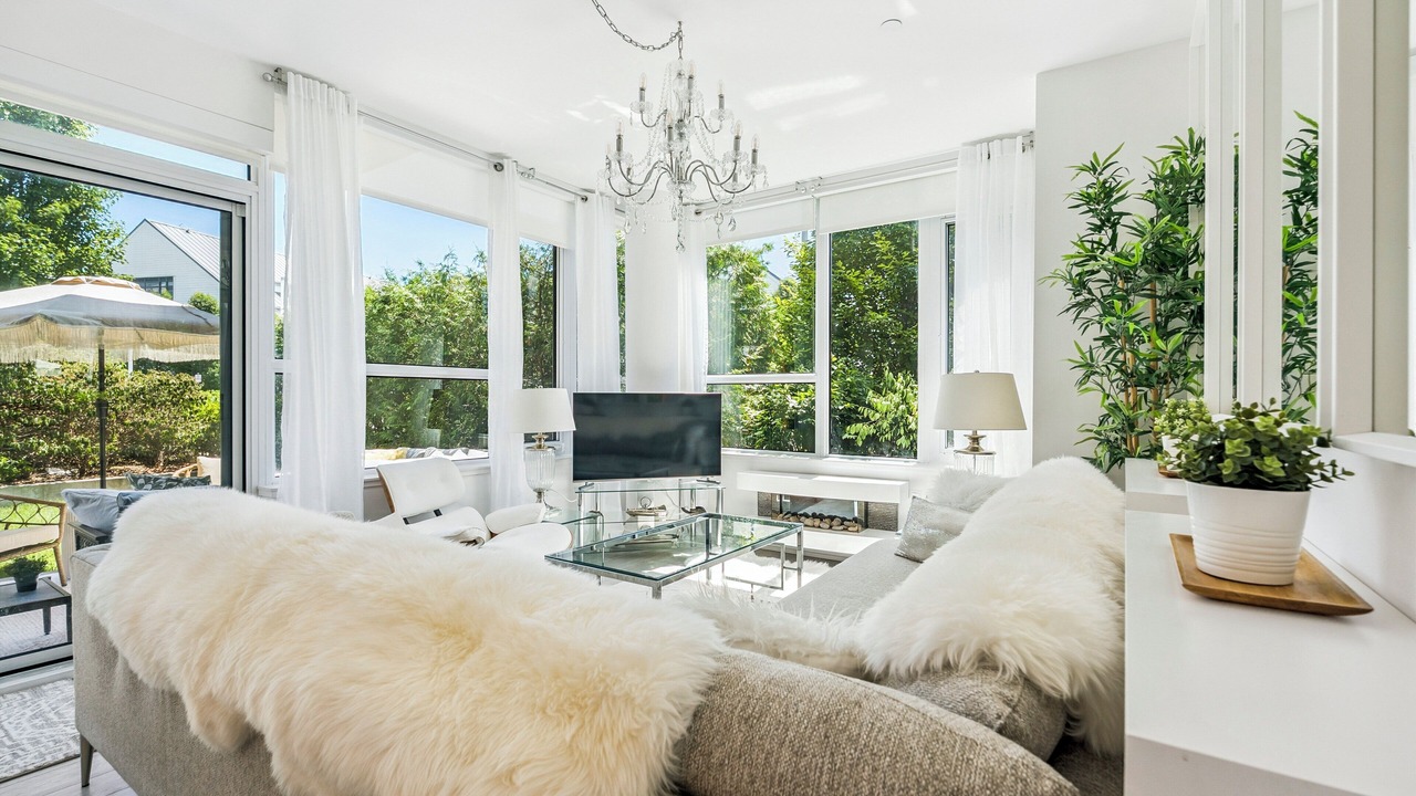 Photo of Livingroom in Innisfil