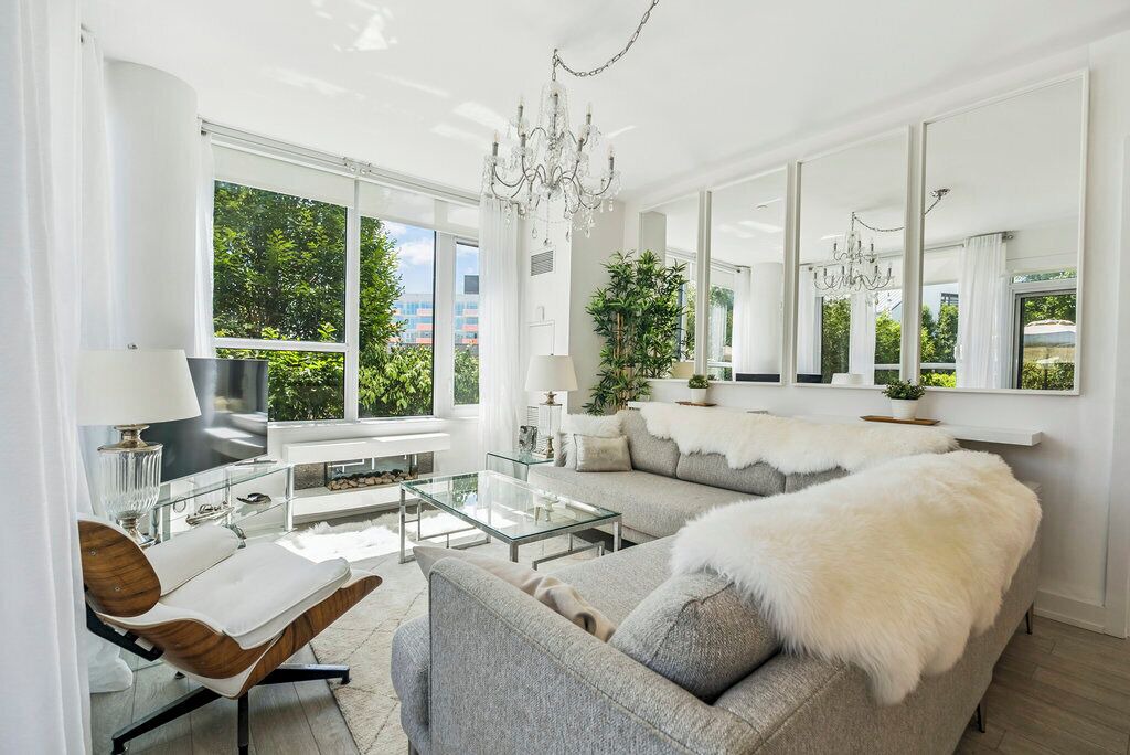 Photo of Livingroom in Innisfil