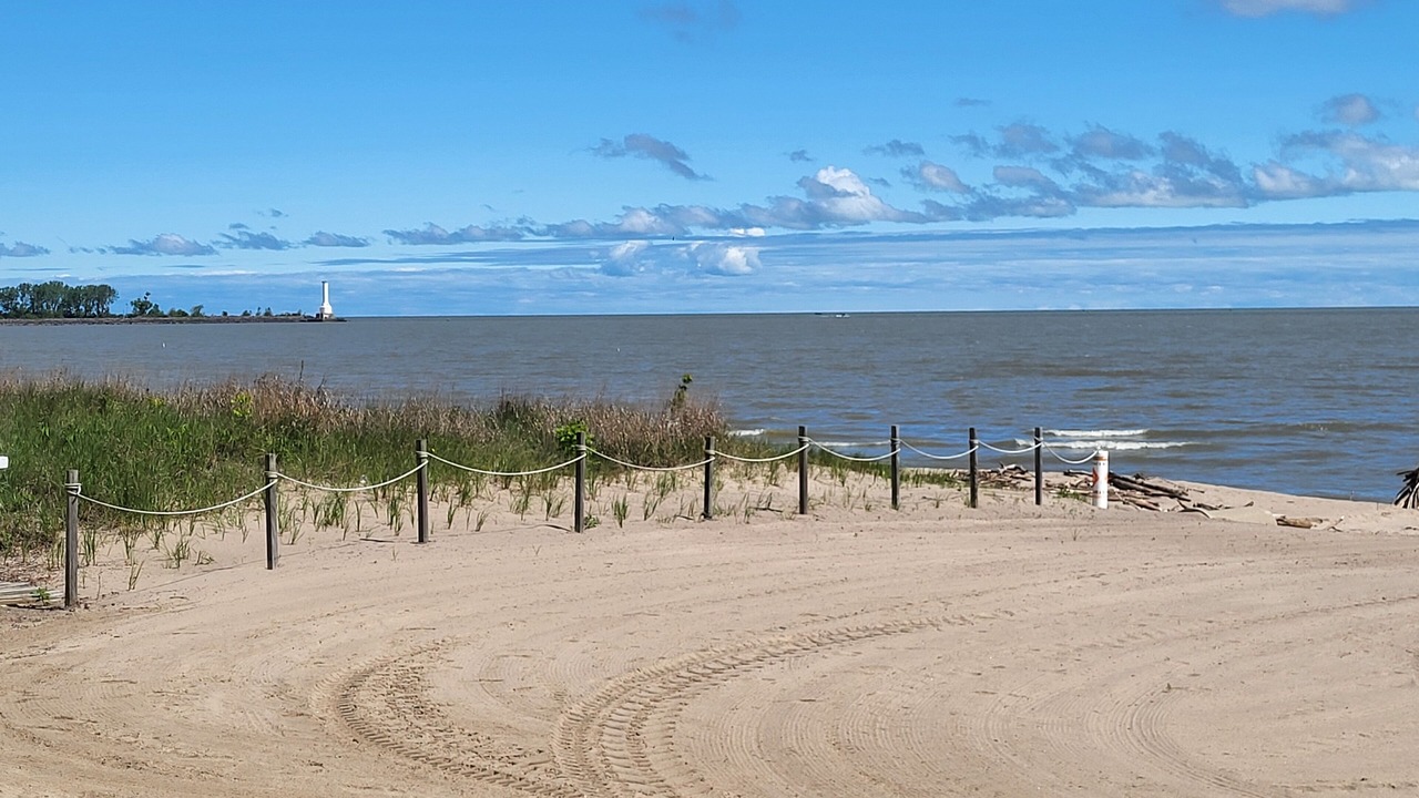 Photo of Others in Huron