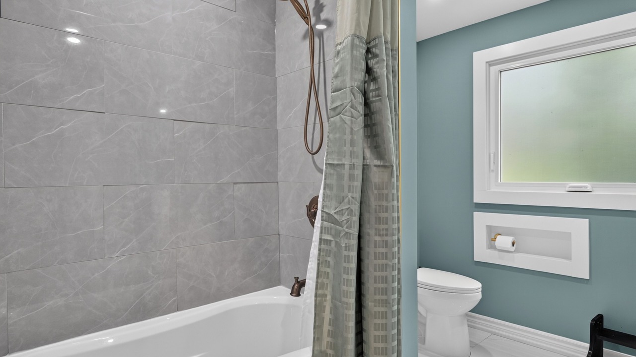 Photo of Bathroom in Bobcaygeon