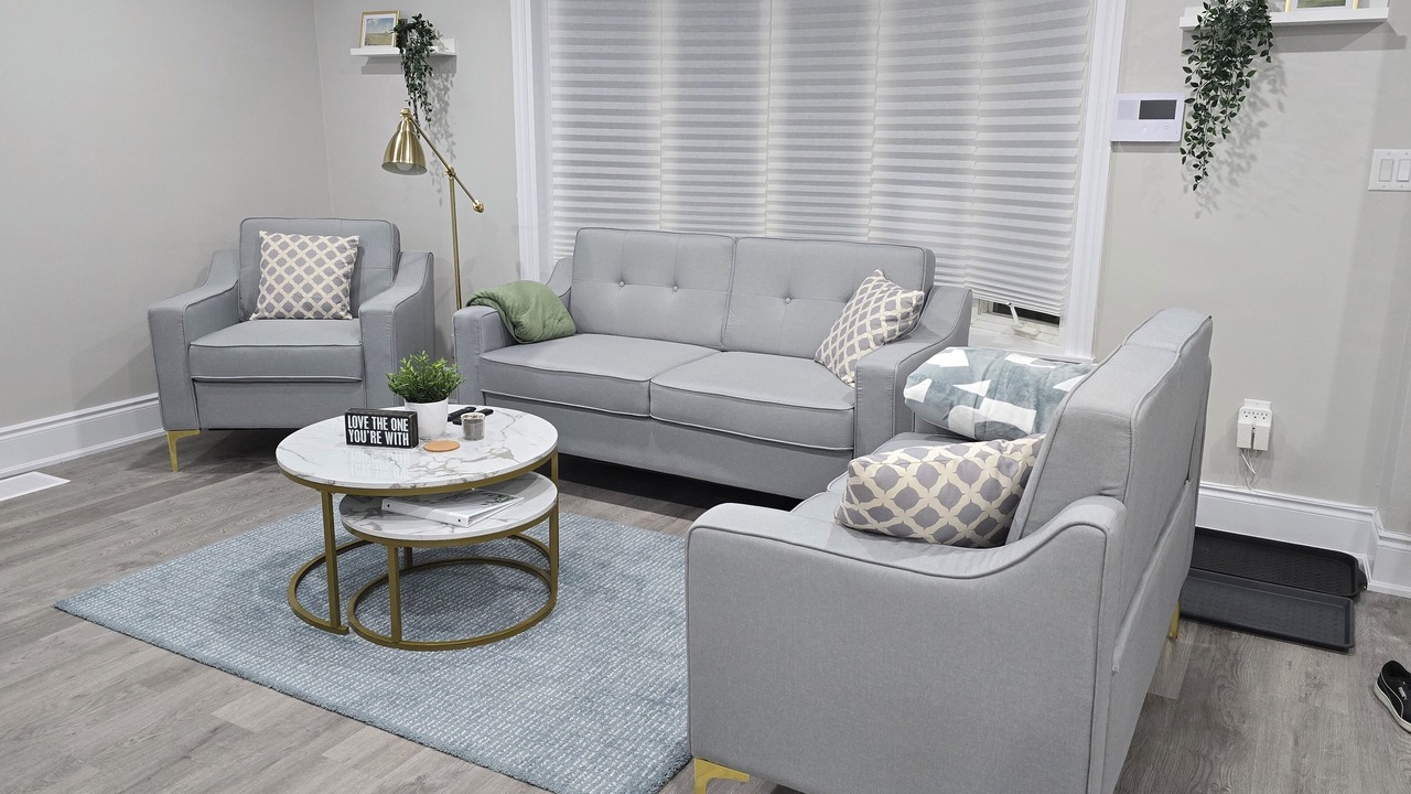 Photo of Livingroom in Aldershot