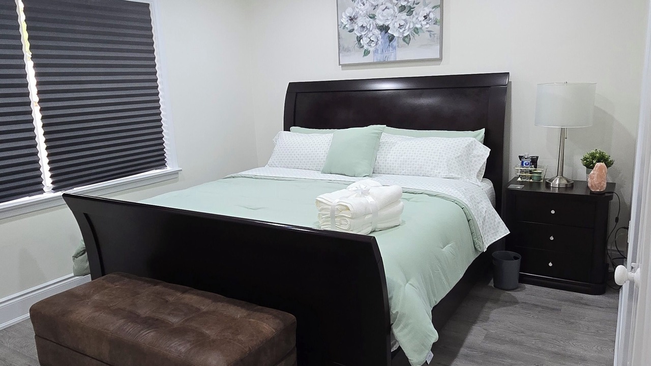 Photo of Bedroom in Aldershot